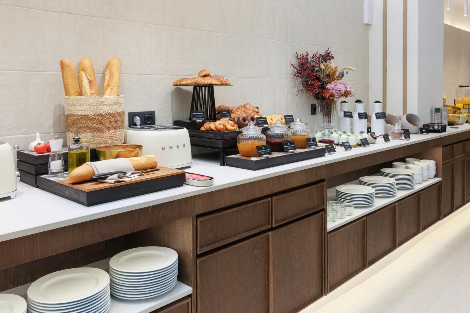 Hotel Medinaceli New Reopening 2025 Barcellona Esterno foto