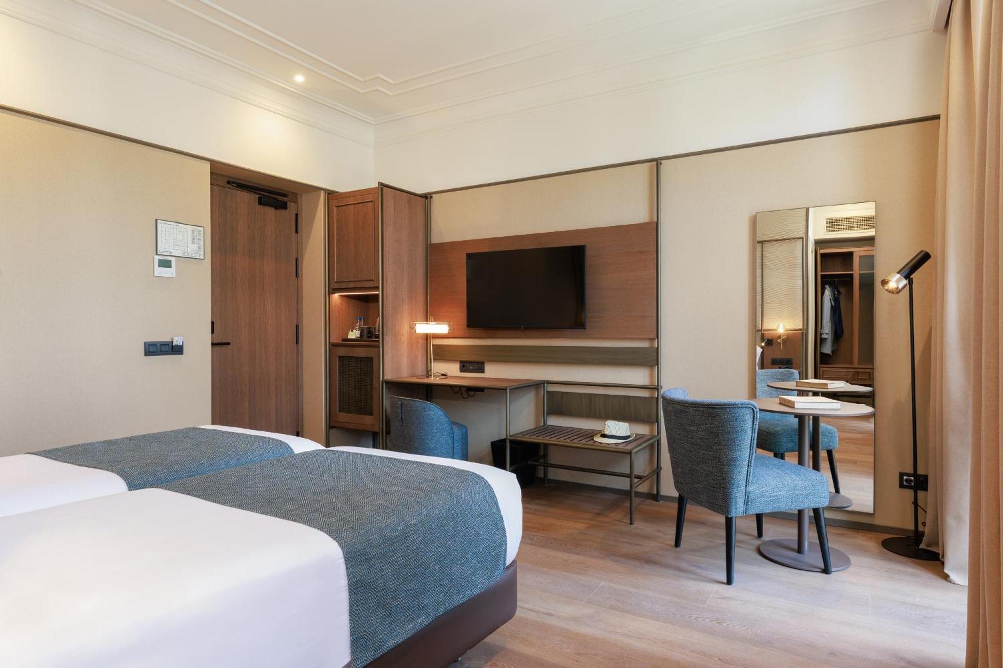 Hotel Medinaceli New Reopening 2025 Barcellona Camera foto