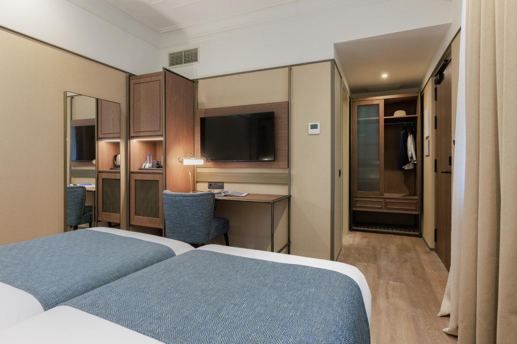 Hotel Medinaceli New Reopening 2025 Barcellona Camera foto